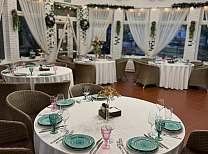 Банкетный зал КамИн в Орджоникидзе Банкетный зал КамИн в Орджоникидзе