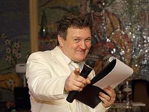 Андрей Белов