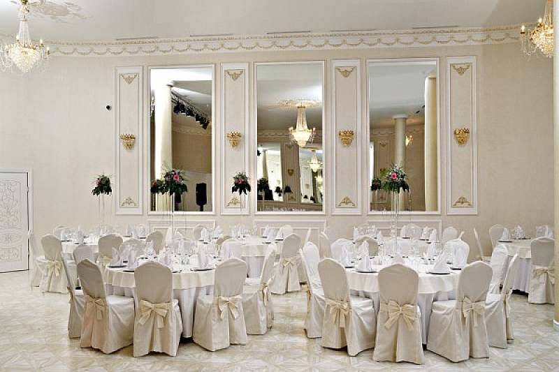 7. Дом Торжеств Ривер Холл / River Hall